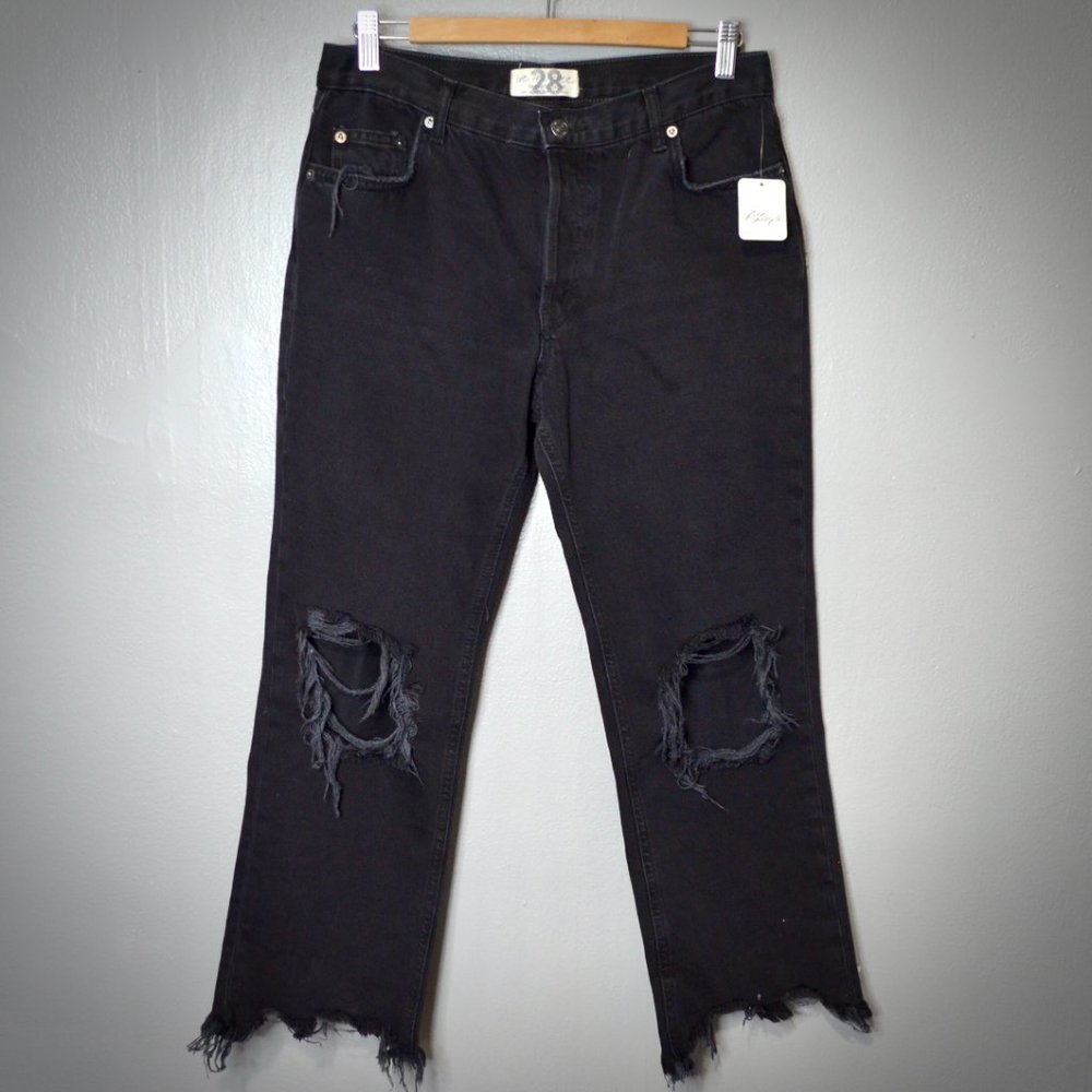NWT Free People Maggie Mid Rise Straight Leg Distressed Jeans - Black - Size 28